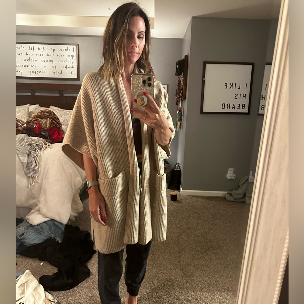 Aerie sweater, never worn